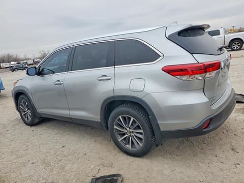 2019 Toyota Highlander, VIN 5TDJZRFH5KS935574. Фото 2 з 6 з аукціону Copart. Каталог авто зі США OpenDataCar.