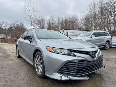 2020 Toyota Camry, VIN 4T1C11AK5LU365279. Фото 1 з 6 з аукціону Copart. Каталог авто зі США OpenDataCar.