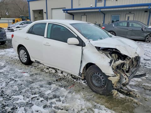 2010 Toyota Corolla, VIN 1NXBU4EE6AZ252933. Zdjęcie 4 z 6 z aukcji Copart. Katalog aut z USA OpenDataCar.