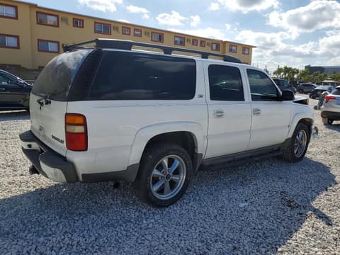 2003 Chevrolet Suburban, VIN 3GNFK16Z13G322475. Фото 3 з 6 з аукціону Copart. Каталог авто зі США OpenDataCar.
