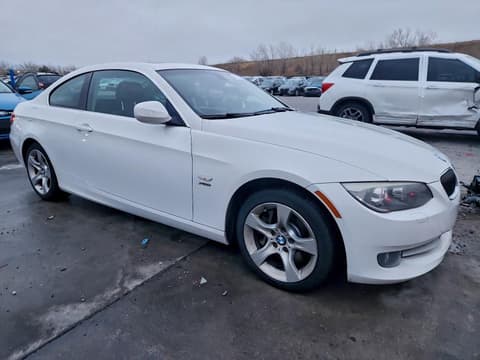 2011 Bmw 3 Series, VIN WBAKF9C59BE262234. Фото 4 з 6 з аукціону Copart. Каталог авто зі США OpenDataCar.