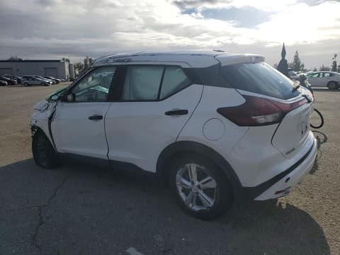 2021 Nissan Kicks, VIN 3N1CP5BV2ML510585. Фото 2 з 6 з аукціону Copart. Каталог авто зі США OpenDataCar.