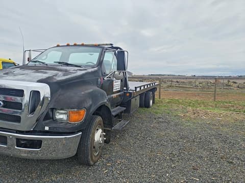 2005 Ford F-650, VIN 3FRNF65F65V150717. Фото 4 з 6 з аукціону Copart. Каталог авто зі США OpenDataCar.