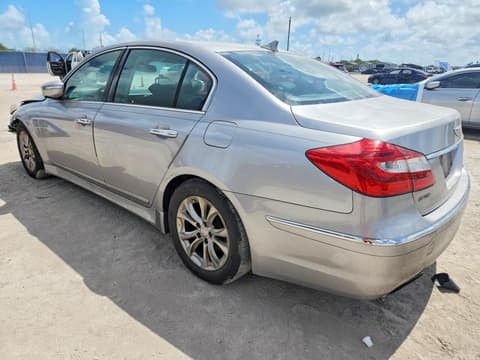 2013 Hyundai Genesis, VIN KMHGC4DD5DU248751. Фото 2 из 6 с аукциона Copart. Каталог авто из США OpenDataCar.