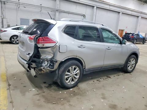 2015 Nissan Rogue, VIN 5N1AT2MV1FC822418. Фото 3 з 6 з аукціону Copart. Каталог авто зі США OpenDataCar.