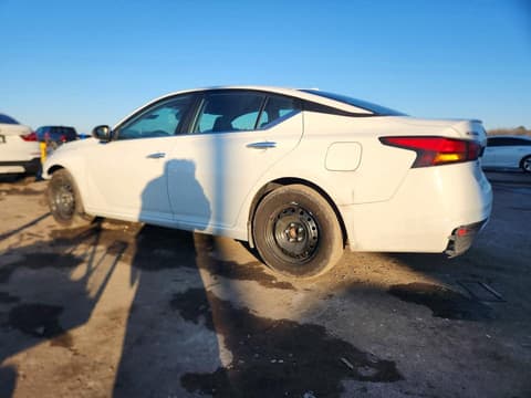 2025 Nissan Altima, VIN 1N4BL4BV4SN352042. Фото 2 з 6 з аукціону Copart. Каталог авто зі США OpenDataCar.