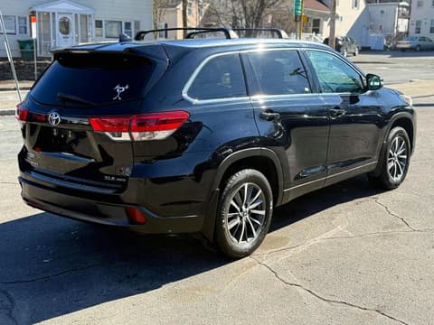 2019 Toyota Highlander, VIN 5TDJZRFH8KS572381. Фото 3 з 6 з аукціону Copart. Каталог авто зі США OpenDataCar.