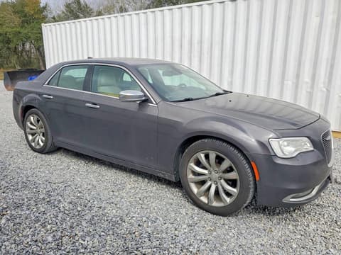2018 Chrysler 300, VIN 2C3CCAEG3JH126919. Фото 4 з 6 з аукціону Copart. Каталог авто зі США OpenDataCar.