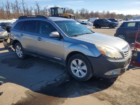 2011 Subaru Outback, VIN 4S4BRBCC6B3313258. Zdjęcie 4 z 6 z aukcji Copart. Katalog aut z USA OpenDataCar.