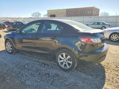 2011 Mazda 3, VIN JM1BL1VF1B1470666. Фото 2 з 6 з аукціону Copart. Каталог авто зі США OpenDataCar.
