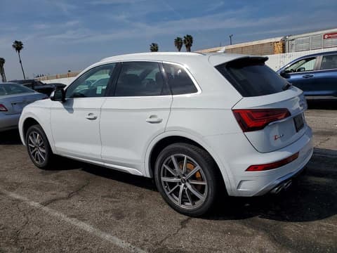 2022 Audi SQ5, VIN WA1A4AFY3N2037173. Фото 2 из 6 с аукциона Copart. Каталог авто из США OpenDataCar.