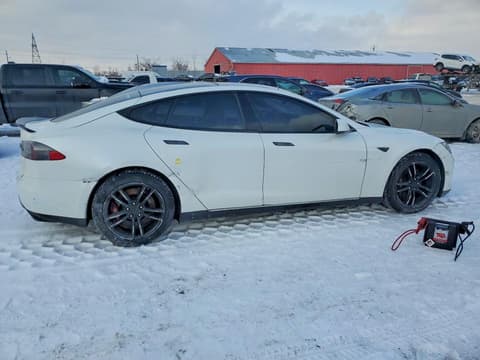 2014 Tesla Model S, VIN 5YJSA1H13EFP42295. Фото 3 з 6 з аукціону Copart. Каталог авто зі США OpenDataCar.