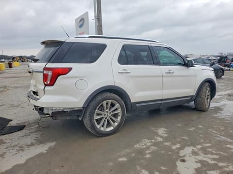 2018 Ford Explorer, VIN 1FM5K7F8XJGB84230. Фото 3 з 6 з аукціону Copart. Каталог авто зі США OpenDataCar.