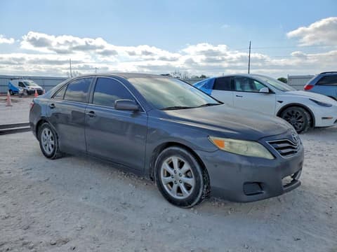 2011 Toyota Camry, VIN 4T1BF3EK9BU691975. Фото 4 з 6 з аукціону Copart. Каталог авто зі США OpenDataCar.