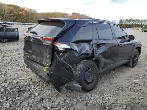 2021 Toyota RAV4, VIN 2T3F1RFV5MW141811. Фото 3 из 6 с аукциона Copart. Каталог авто из США OpenDataCar.