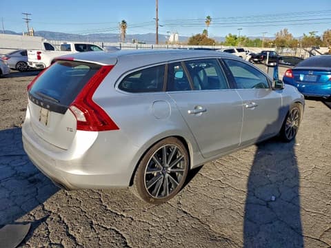 2016 Volvo V60, VIN YV140MEK1G1305475. Фото 3 з 6 з аукціону Copart. Каталог авто зі США OpenDataCar.