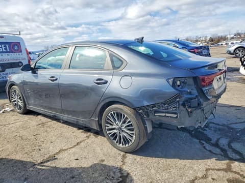 2022 Kia Forte, VIN 3KPF54AD6NE472626. Zdjęcie 2 z 6 z aukcji Copart. Katalog aut z USA OpenDataCar.