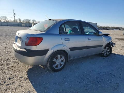 2006 Kia Rio, VIN KNADE123766157124. Фото 3 из 6 с аукциона Copart. Каталог авто из США OpenDataCar.