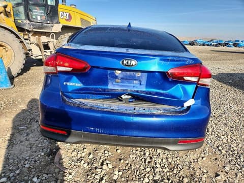 2017 Kia Forte, VIN 3KPFK4A71HE017450. Zdjęcie 6 z 6 z aukcji Copart. Katalog aut z USA OpenDataCar.
