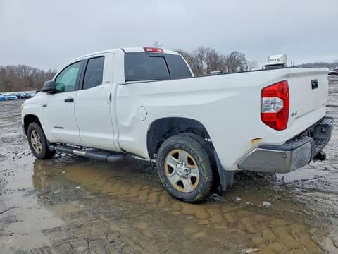 2017 Toyota Tundra, VIN 5TFUY5F18HX601733. Фото 2 из 6 с аукциона Copart. Каталог авто из США OpenDataCar.