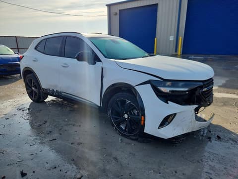2021 Buick Envision, VIN LRBAZLR4XMD195314. Photo 4 of 6 from Copart auction. OpenDataCar US salvage catalog.