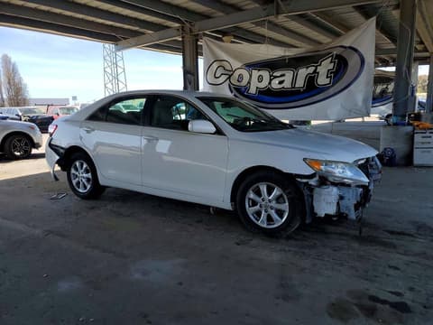 2011 Toyota Camry, VIN 4T1BF3EK5BU771290. Zdjęcie 4 z 6 z aukcji Copart. Katalog aut z USA OpenDataCar.