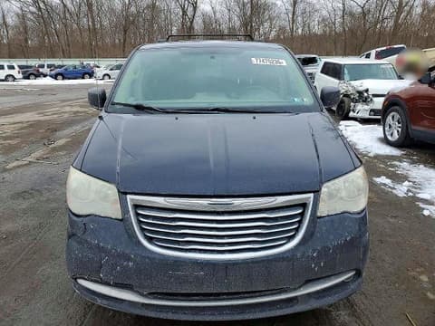 2011 Chrysler Town & Country, VIN 2A4RR5DG3BR633354. Фото 5 з 6 з аукціону Copart. Каталог авто зі США OpenDataCar.