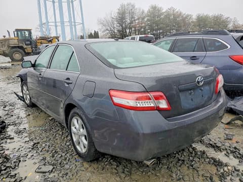 2011 Toyota Camry, VIN 4T1BK3EK2BU614814. Фото 2 з 6 з аукціону Copart. Каталог авто зі США OpenDataCar.