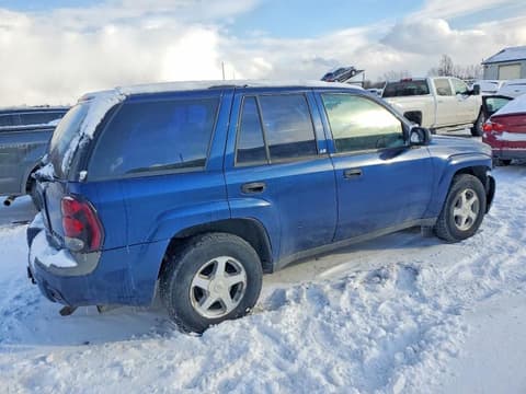 2004 Chevrolet Trailblazer, VIN 1GNDS13S142122303. Photo 3 of 6 from Copart auction. OpenDataCar US salvage catalog.