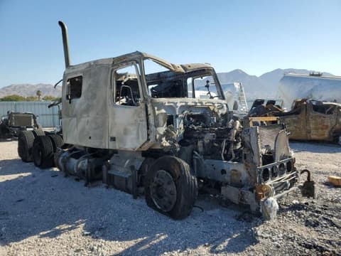 2022 Volvo VNL, VIN 4V4NC9EJ4NN298554. Фото 1 из 6 с аукциона Copart. Каталог авто из США OpenDataCar.