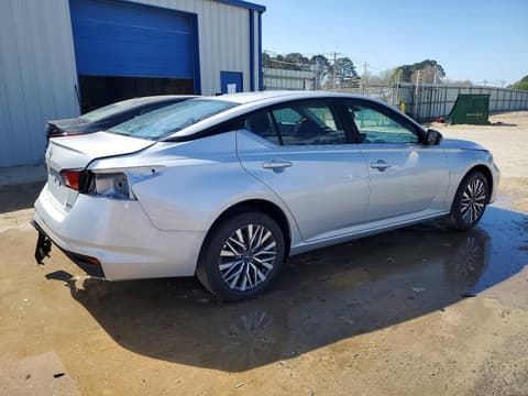 2026 Nissan Altima, VIN 1N4BL4DW3TN306810. Фото 3 з 6 з аукціону Copart. Каталог авто зі США OpenDataCar.