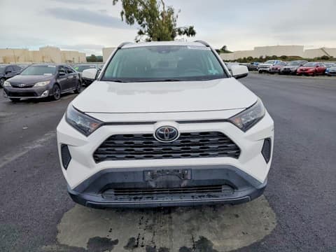 2019 Toyota RAV4, VIN 2T3K1RFV9KC021622. Фото 5 з 6 з аукціону Copart. Каталог авто зі США OpenDataCar.