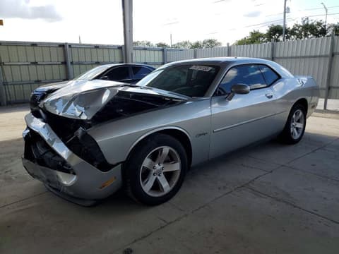 2011 Dodge Challenger, VIN 2B3CJ4DG8BH602492. Фото 1 з 6 з аукціону Copart. Каталог авто зі США OpenDataCar.