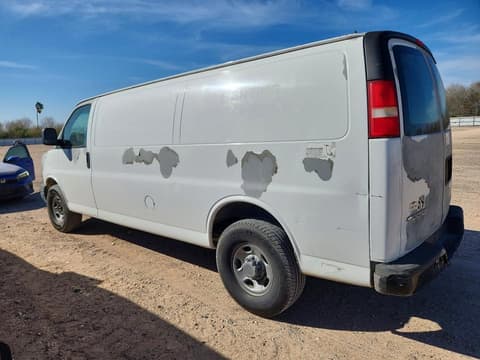 2009 Chevrolet Express 3500, VIN 1GCHG39K791104108. Фото 2 з 6 з аукціону Copart. Каталог авто зі США OpenDataCar.
