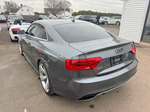 2013 Audi RS5, VIN WUAC6AFRXDA902858. Фото 2 из 6 с аукциона Copart. Каталог авто из США OpenDataCar.