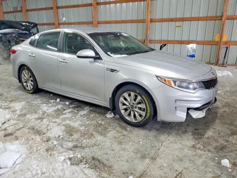 2018 Kia Optima, VIN 5XXGT4L3XJG257959. Фото 4 з 6 з аукціону Copart. Каталог авто зі США OpenDataCar.