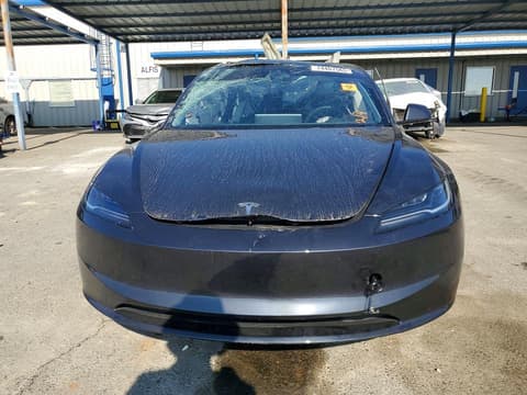 2025 Tesla Model 3, VIN 5YJ3E1EA9SF879993. Фото 5 з 6 з аукціону Copart. Каталог авто зі США OpenDataCar.