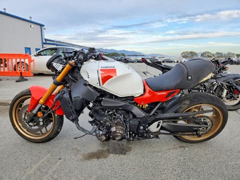 2024 Yamaha MTM890, VIN JYARN80Y7RA000903. Фото 3 з 6 з аукціону Copart. Каталог авто зі США OpenDataCar.