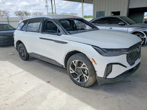 2024 Lincoln Nautilus, VIN 5LMPJ8JAXRJ794829. Photo 4 of 6 from Copart auction. OpenDataCar US salvage catalog.