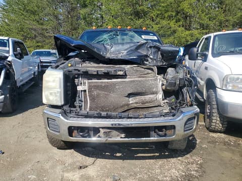 2015 Ford F-350 Super Duty, VIN 1FT8X3BT1FEB74243. Фото 5 з 6 з аукціону Copart. Каталог авто зі США OpenDataCar.