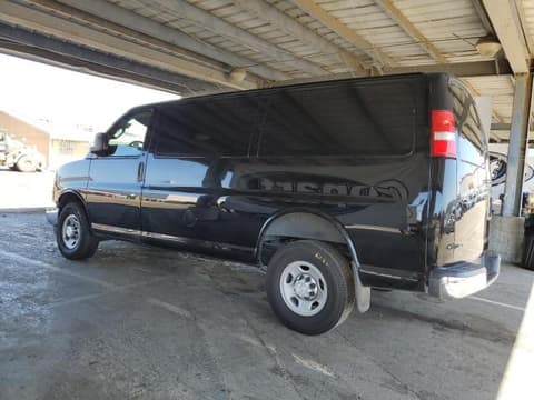 2017 Chevrolet Express 2500, VIN 1GCWGAFF7H1163385. Фото 2 з 6 з аукціону Copart. Каталог авто зі США OpenDataCar.