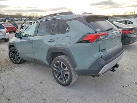 2020 Toyota RAV4, VIN 2T3J1RFV6LC082083. Фото 2 з 6 з аукціону Copart. Каталог авто зі США OpenDataCar.