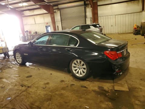 2010 Bmw 7 Series, VIN WBAKC8C54ACY68991. Фото 2 з 6 з аукціону Copart. Каталог авто зі США OpenDataCar.