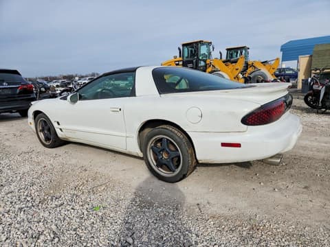 2001 Pontiac Firebird, VIN 2G2FS22K812109096. Фото 2 з 6 з аукціону Copart. Каталог авто зі США OpenDataCar.