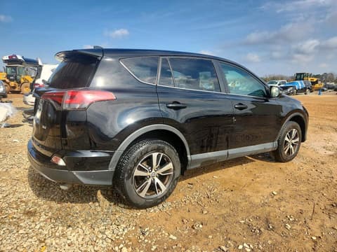 2018 Toyota RAV4, VIN 2T3WFREV4JW478582. Фото 3 з 6 з аукціону Copart. Каталог авто зі США OpenDataCar.