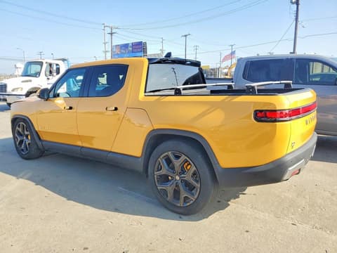 2023 Rivian R1T, VIN 7FCTGAAA2PN019677. Фото 2 з 6 з аукціону Copart. Каталог авто зі США OpenDataCar.