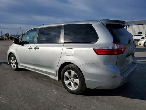 2020 Toyota Sienna, VIN 5TDZZ3DC9LS030098. Фото 2 из 6 с аукциона Copart. Каталог авто из США OpenDataCar.