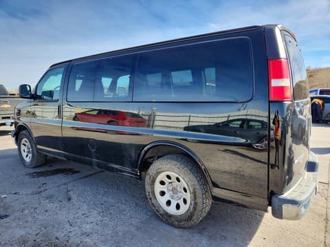 2014 Chevrolet Express 1500, VIN 1GNSHCF49E1204642. Фото 2 з 6 з аукціону Copart. Каталог авто зі США OpenDataCar.