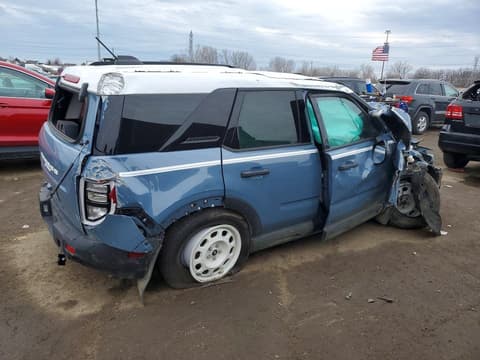 2025 Ford Bronco Sport, VIN 3FMCR9GN0SRE07677. Фото 3 з 6 з аукціону Copart. Каталог авто зі США OpenDataCar.