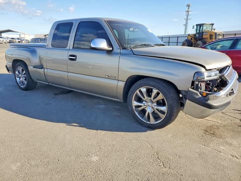 2002 Chevrolet Silverado, VIN 2GCEC19VX21306213. Фото 4 з 6 з аукціону Copart. Каталог авто зі США OpenDataCar.